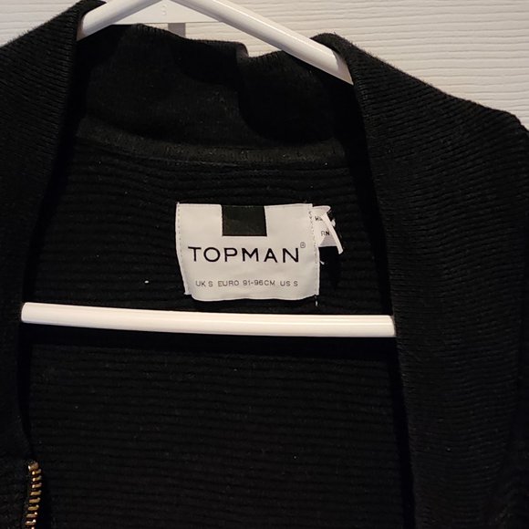 Black zip vest -  small - Picture 2 of 3